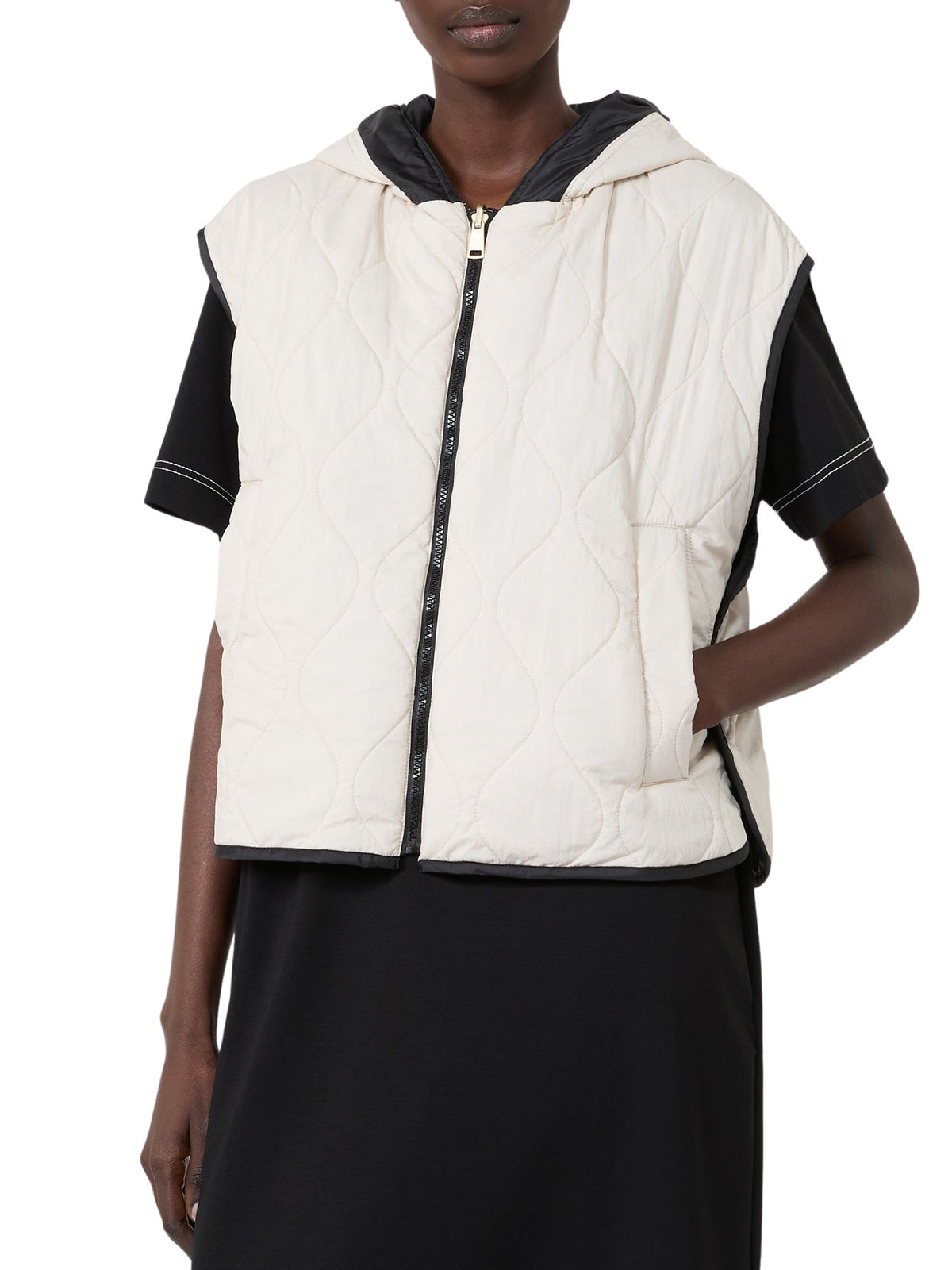 Gilet imbottito reversibile in tela antigoccia<BR/> Max Mara Weekend 2625296011600 005 