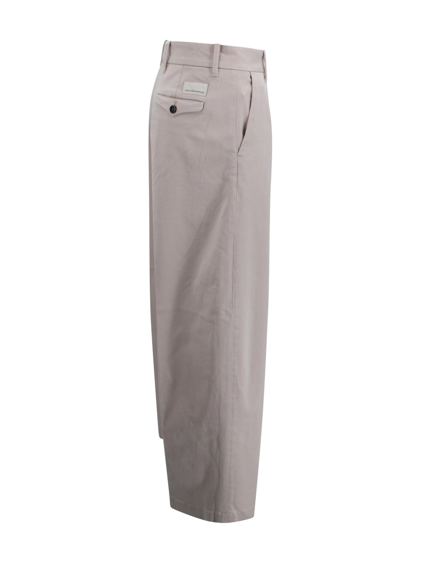 Pantaloni con pieghe frontali Nine in the morning NAN24  