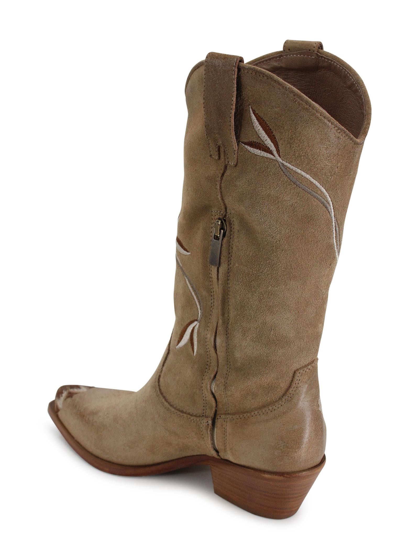 Texano in pelle con dettaglio ricamato P.A.R.O.S.H. D060138 003 