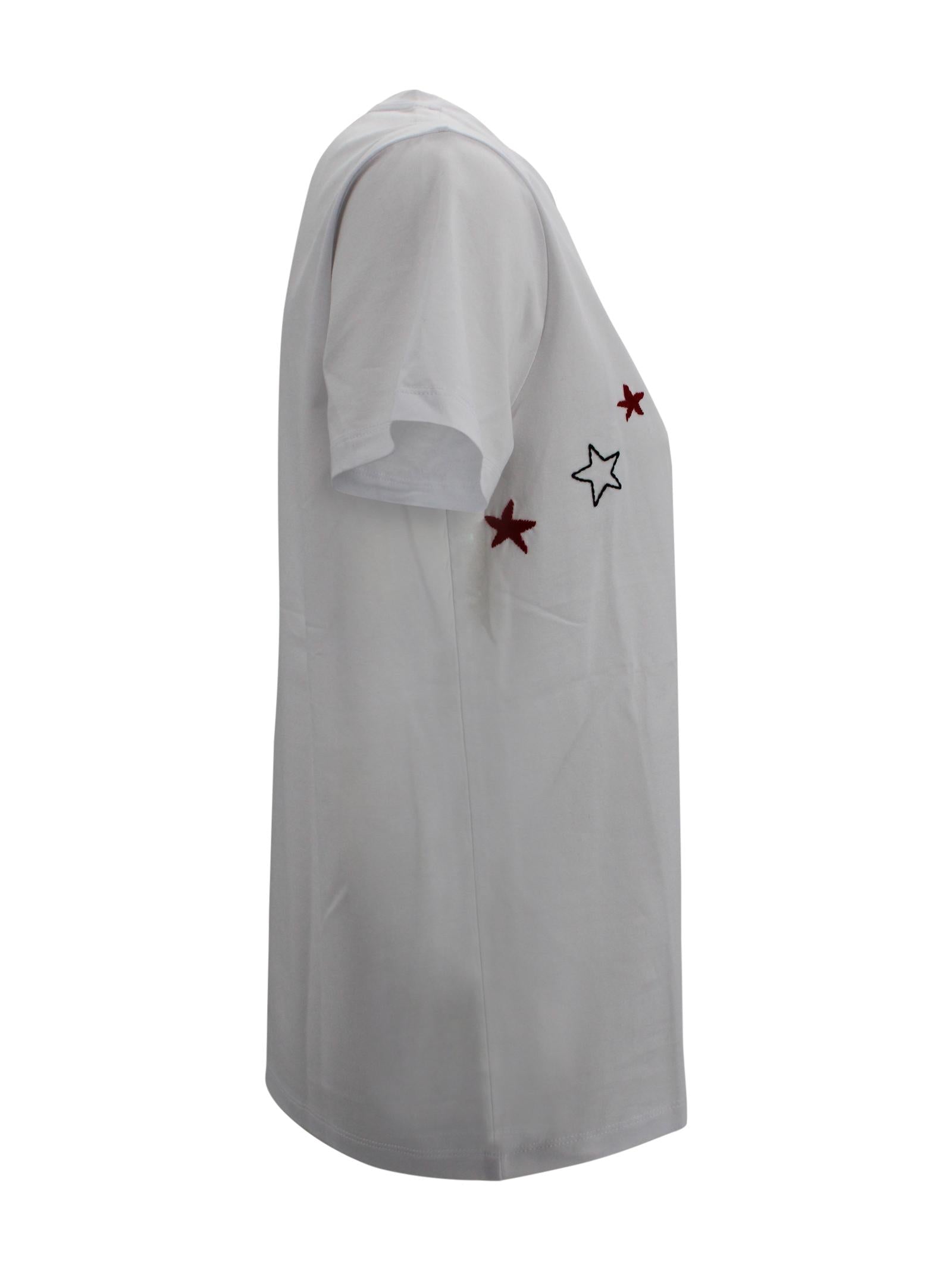 T-shirt a maniche corte con ricamo sul petto<BR/><BR/> P.A.R.O.S.H. D110654R 001 