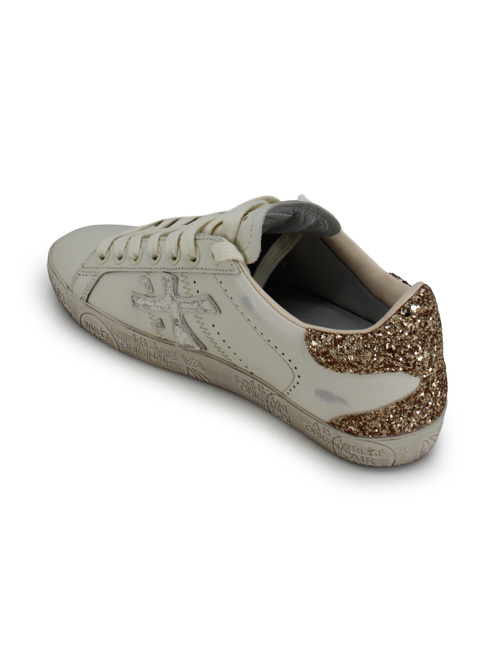 Sneakers Steven dal design contemporaneo Premiata STEVEND VAR8059 